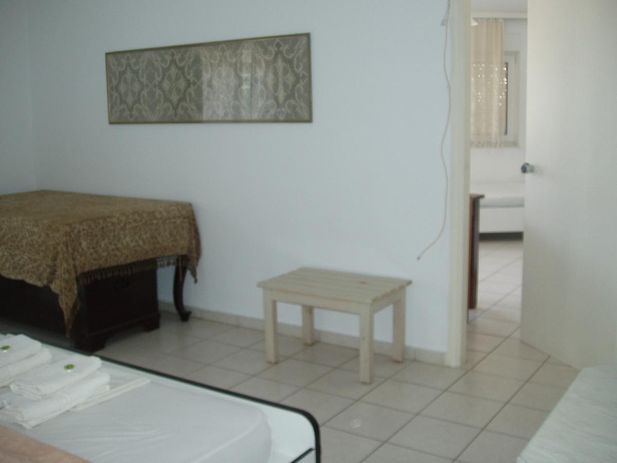 Aris Apartments Gerani  Exterior photo